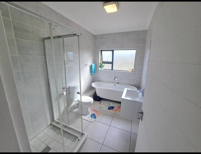 2 BEDROOM APARTMENT FOR SALE IN BLYDE RIVERWALK ESTATE